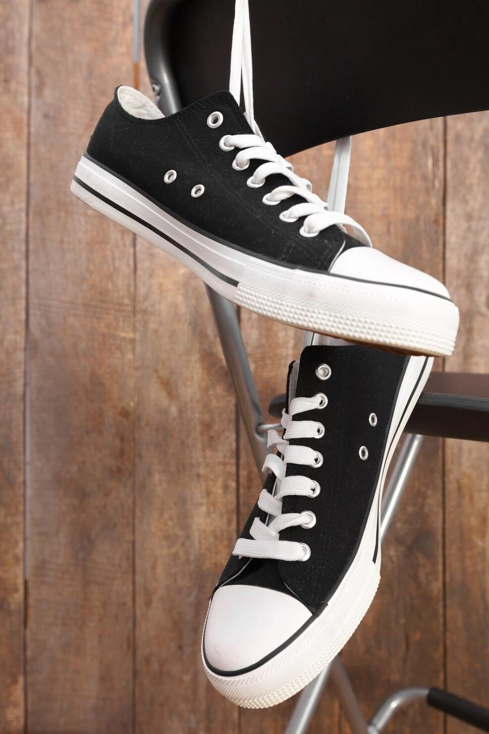 Classic Canvas Casual Sneakers